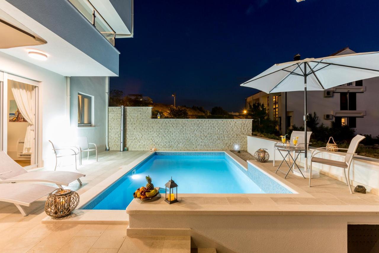 Luxury Villa Bello Horizonte With Swimming Pool Split Eksteriør bilde